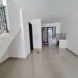 Dijual Cepat Rumah PIK 2 uk. 6x12,5m PIK 2 Kosongan  Murah
