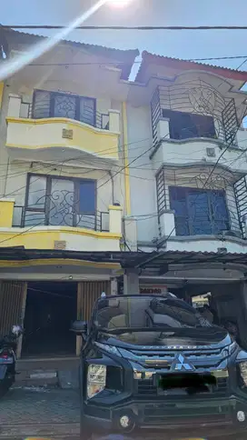 Disewakan ruko jalan utama karang asem cocok untuk berbagai macam usah