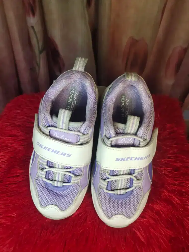 CUCI GUDANG SEPATU ANAK SKECHERS UK.26