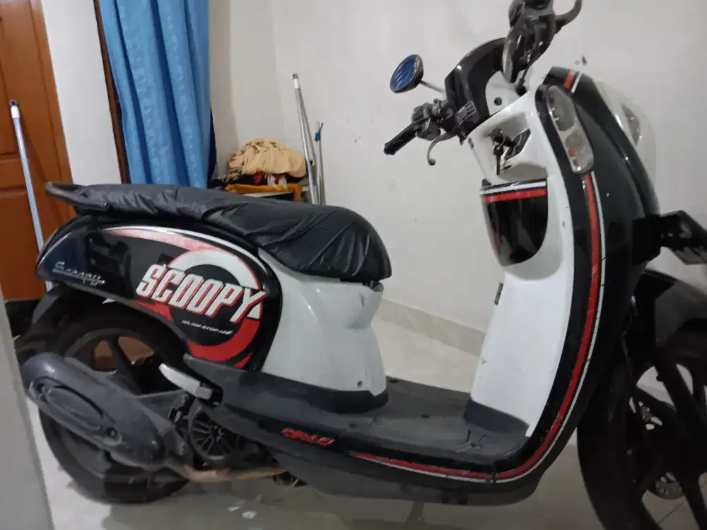 Dijual Scoopy Hitam F1 2015