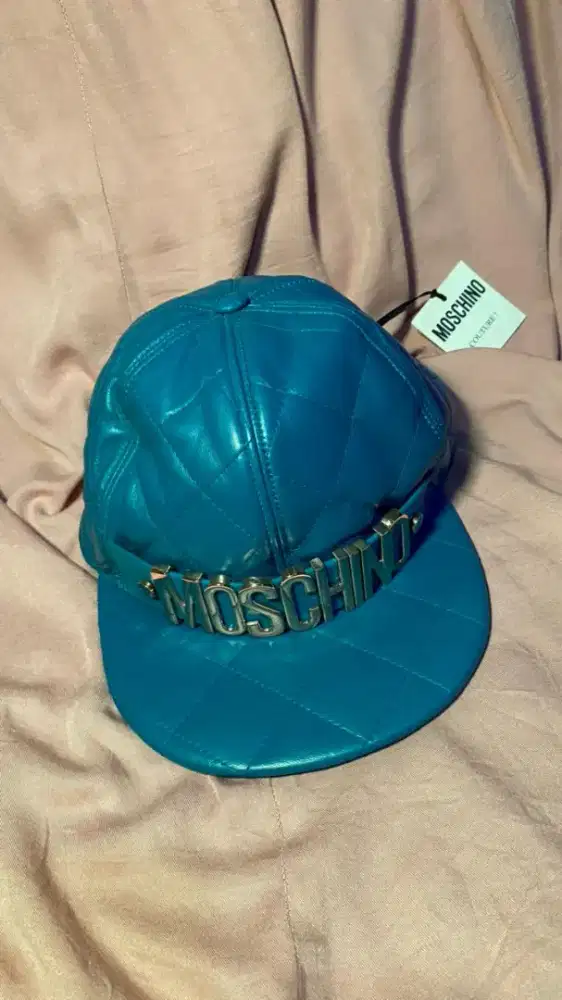 Topi Moschino Original – Limited Edition, NEW!