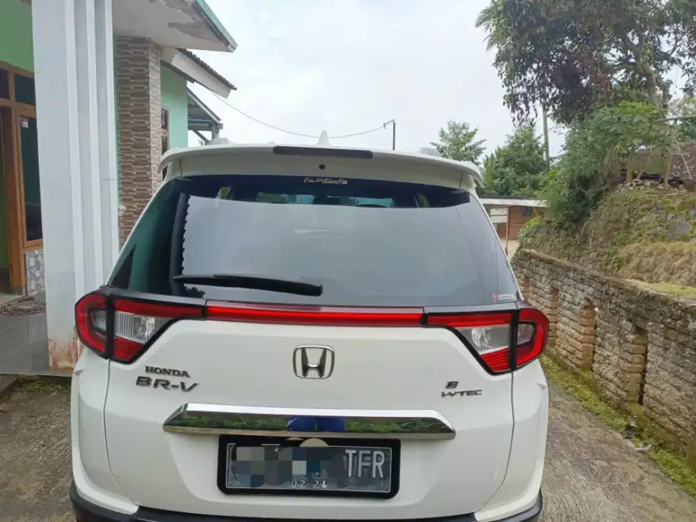 Di jual mobil BRV 2016