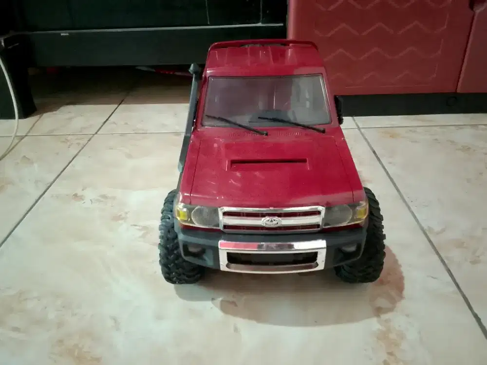 Rc mn82 like new