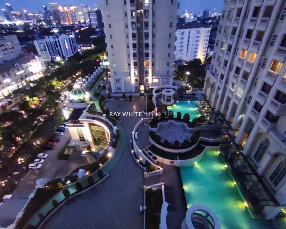 Dijual Apartemen Strategis dan Terawat di Belleza,Permata Hijau