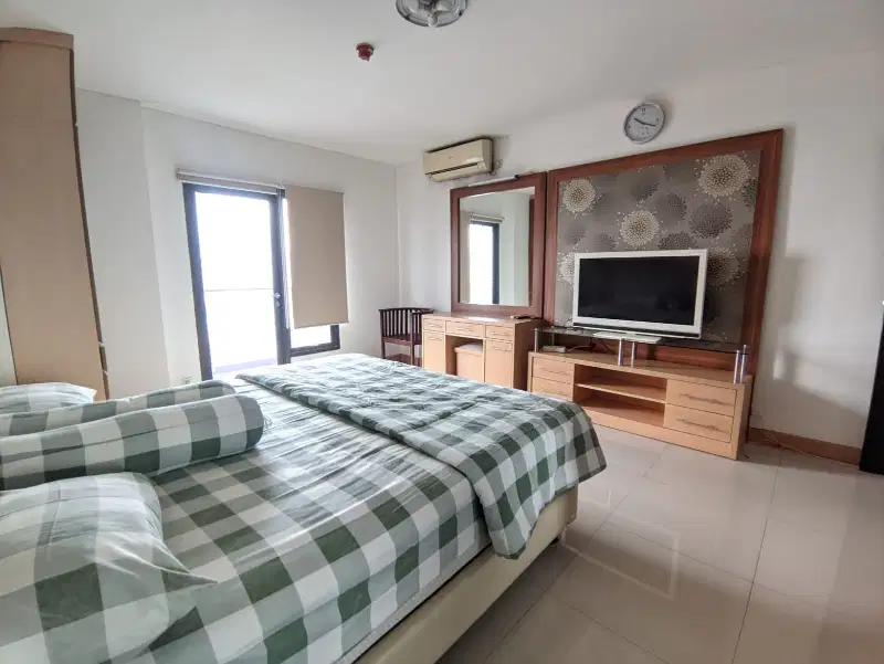 Murah disewakan apartemen full furnis, dan strategis dikota jaksel