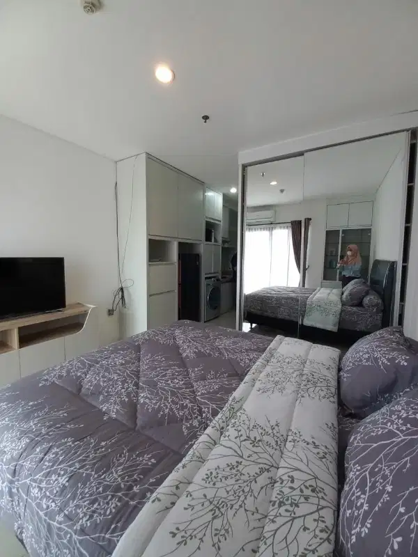 murah disewakan apartemen cantik full furnis dan middle floor