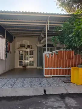 Rumah Imut di Royal Residence jakarta timur