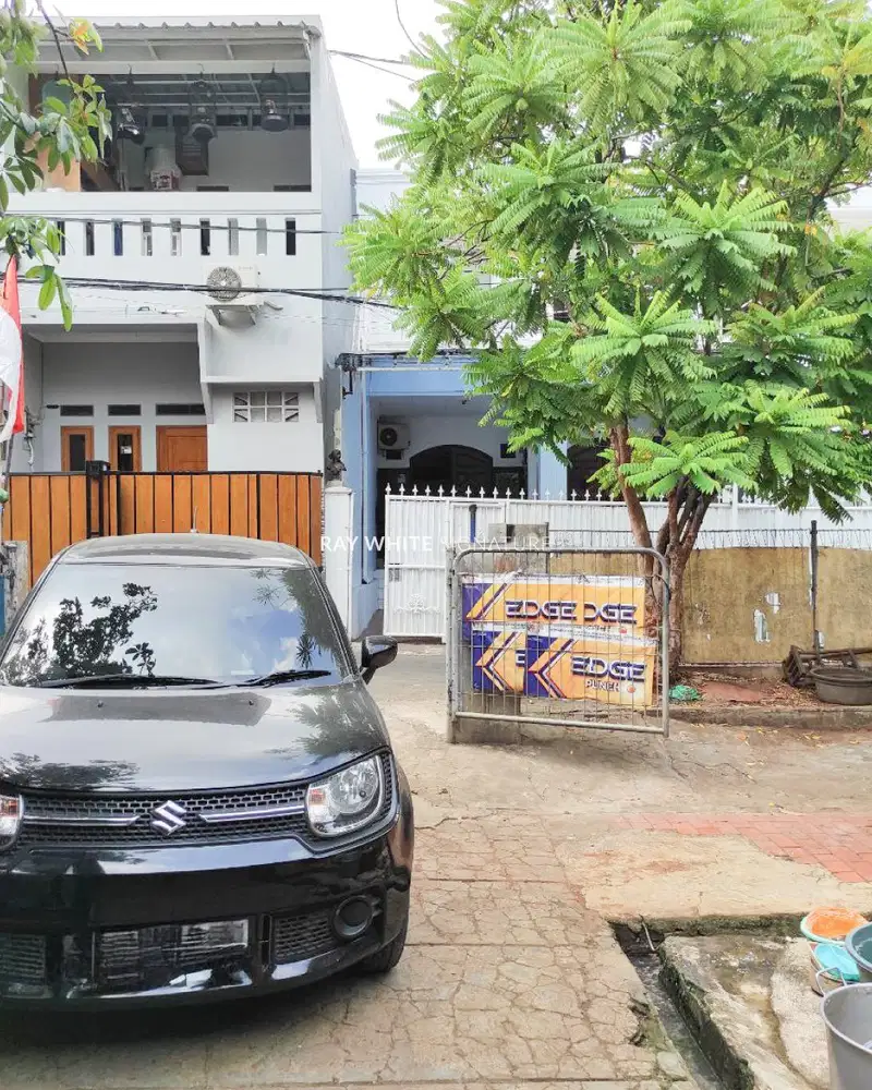 Dijual rumah strategis hitung tanah di bawah NJOP di area Pancoran