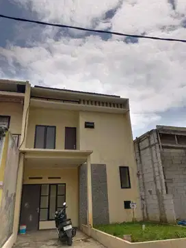 Rumah dijual cepat harga murah dekat stasiun dan pintu tol Jagorawi