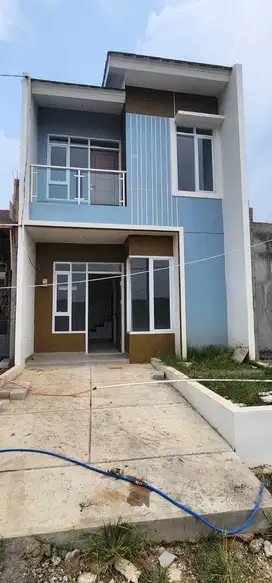 RUMAH 2 LANTAI DP 0% NEMPEL CITRA RAYA TANGERANG