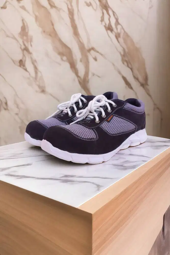 Tempat beli sepatu boots kekinian Cikampek