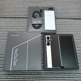 Samsung Galaxy Z Fold 7 12-256gb Pake 2 Minggu msh kyk baru grs resmi