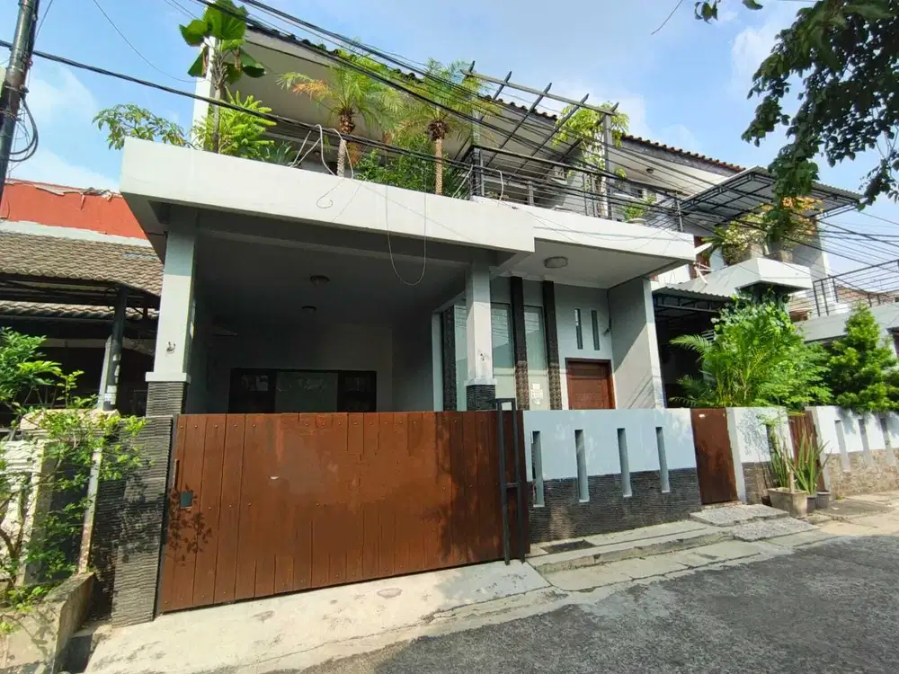Rumah 2 Lantai Baru Renov  Tidak Banjir  Pondok Pekayon Indah, Bekasi