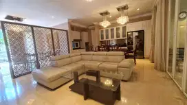 Disewakan Rumah di  Pondok Indah Jakarta Selatan
