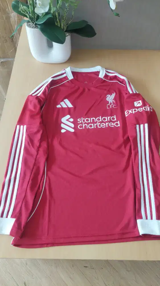 Jersey liverpool home 2025