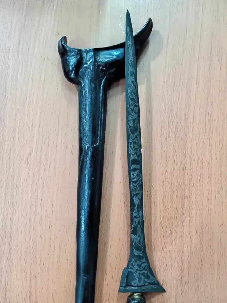 Keris Sepuh Dhapur brojol pamor pandan iras
