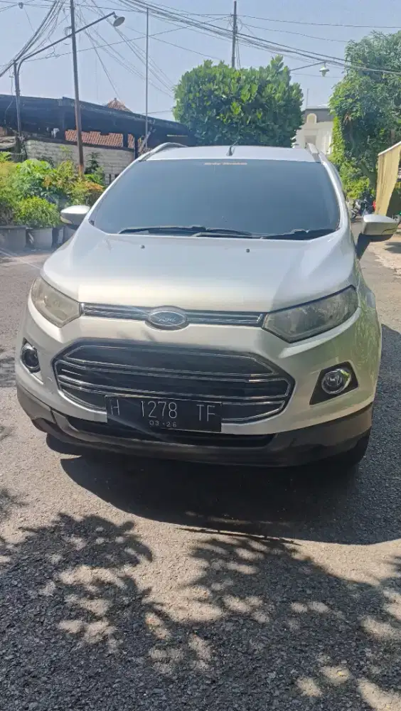 DIJUAL MOBIL FORD ECOSPORT TITANIUM AUTOMATIC SIAP PAKAI