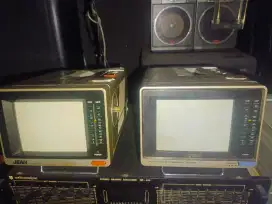 2 buah TV MINI (Display) JVC & JEAN