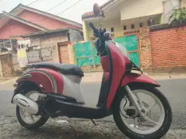 Dijual Honda Scoopy karbu tahun 2012