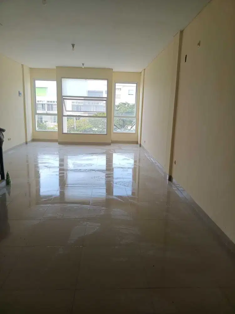 DISWAKAN CEPAT RUKO ROYAL PALM (MARKET BOULEVARD)