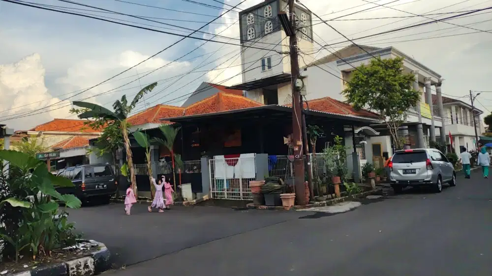 Rumah Murah 3 Lantai di Komplek Eka Bhakti Pondok Jagung Serpong Utara