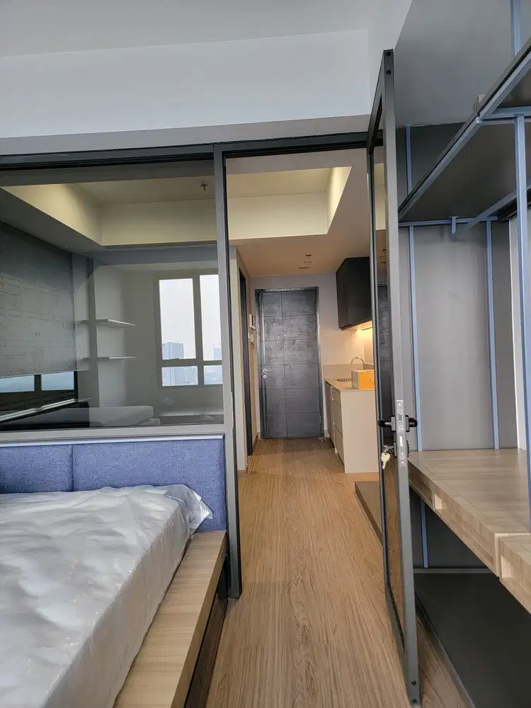 Disewakan Apartemen Collins 1BR Furnish, Baru di Boulevard Serpong