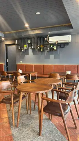 Ruko EX CAFE Siap Pakai Lokasi Strategis Surabaya Timur Manyar Furnish