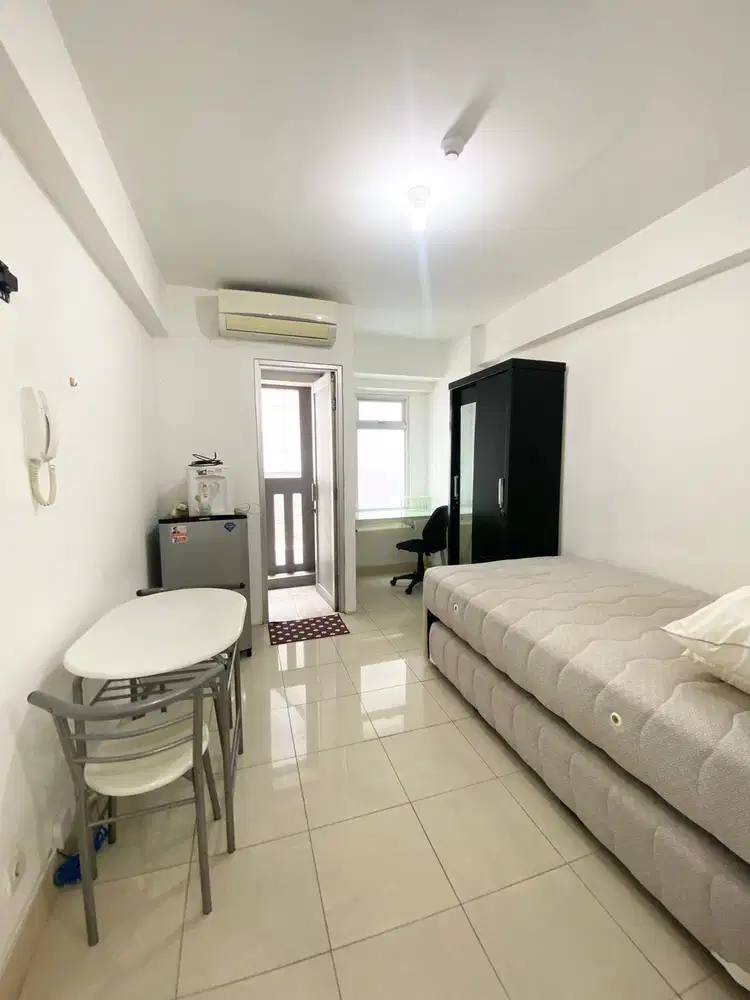 Apartemen Green Bay Pluit Unit Studio Semi Furnish Harga nego