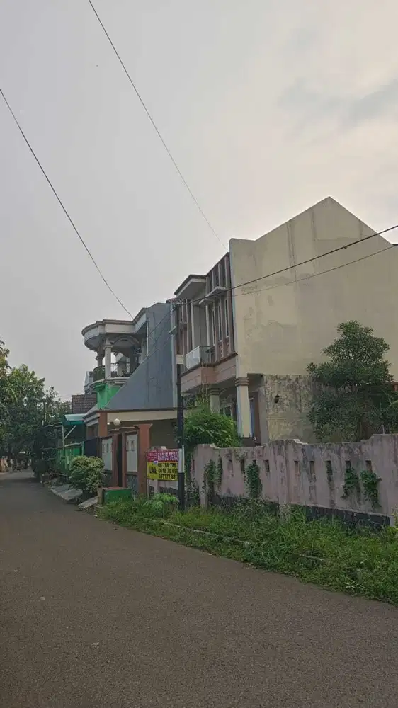 DIJUAL CEPAT RUMAH DI KOMPLEK MERPATI