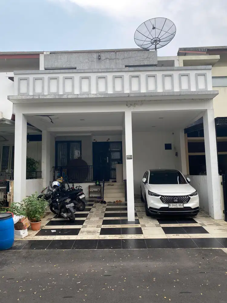 Dijual Cepat Murah Rumah dalam Komplek di Cibubur Tanah Luas Dekat Tol