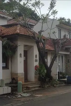Dijual Rumah Siap Huni di Batu Jimbar Lippo