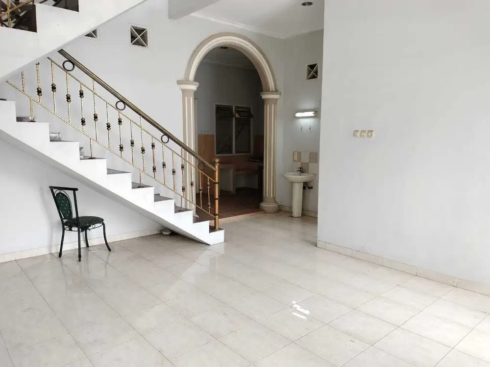 Jual Rumah di Muara Karang - jakarta utara