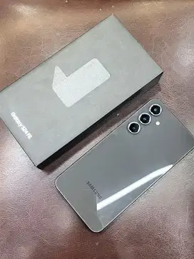 second like new samsung s24 fe 8/256