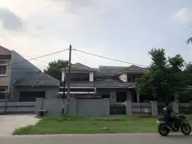 RUMAH DI KOMPLEK BILLY MOON PONDOK KELAPA,DUREN SAWIT