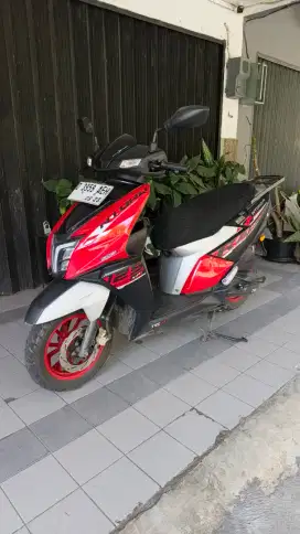 Motor unik antik TVS ntorq 125