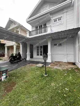 RUMAH NEWLY RENOVATED,SIAP HUNI,LAYOUT PLONG,KOTA WISATA CIBUBUR