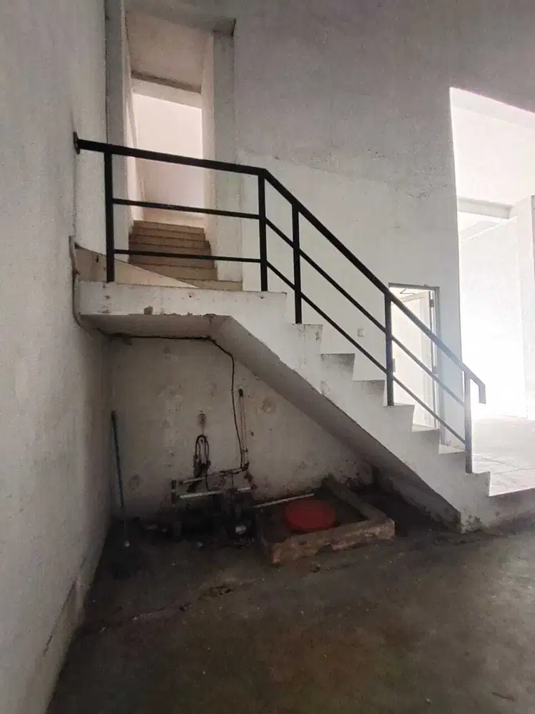 DISEWAKAN CEPAT GUDANG DI DUTA INDAH KARYA