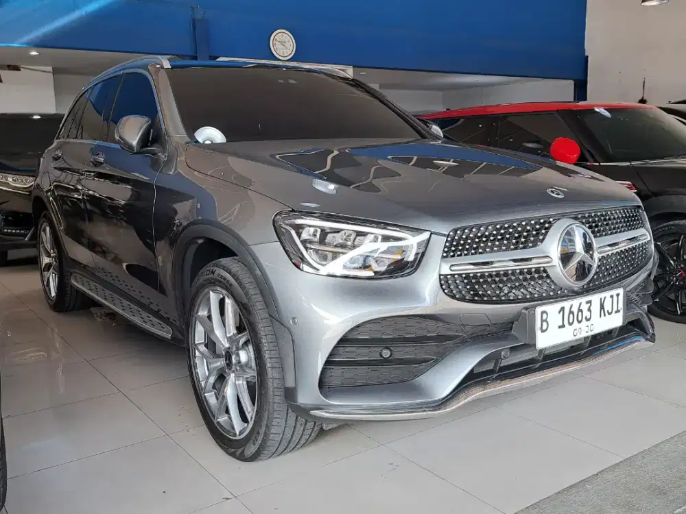 MERCY GLC200 [ 9 RB MILES ] AMG NIK 2021