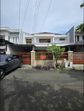 DIJUAL RUMAH bagus pasti suka harga murah di Pondok Bambu, Duren Sawit