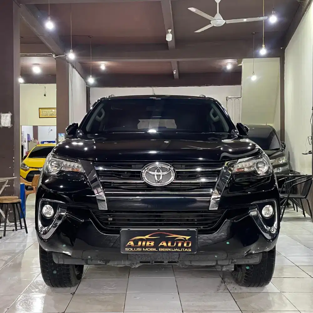 [KM 80RB] Toyota Fortuner 2.4 VRZ 4x2 Matic 2016