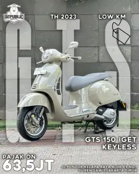 DIJUAL CEPAT PIAGGIO VESPA GTS KEYLESS 150 IGET ABS LED 4V TAHUN 2023