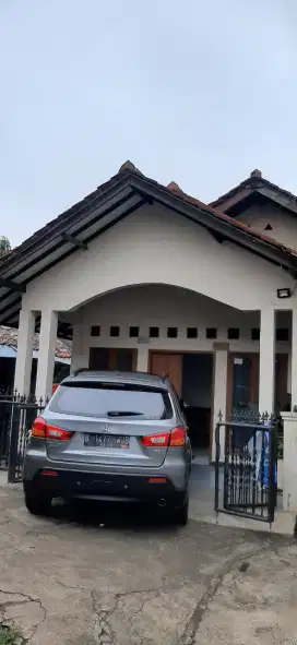 DIJUAL RUMAH STRATEGIS HARGA NEGO HABIS