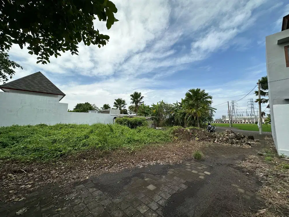 15 Menitan Canggu TANAH PANTAI KEDUNGU LINGKUNGAN VILLA VIEW SAWAH