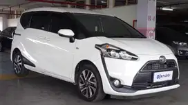 DP MURAH Toyota Sienta 1.5 V Bensin-MT 2016 CEOSB