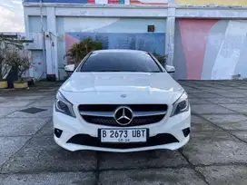 Mercedes mercy Benz Cla200 Urban 2015