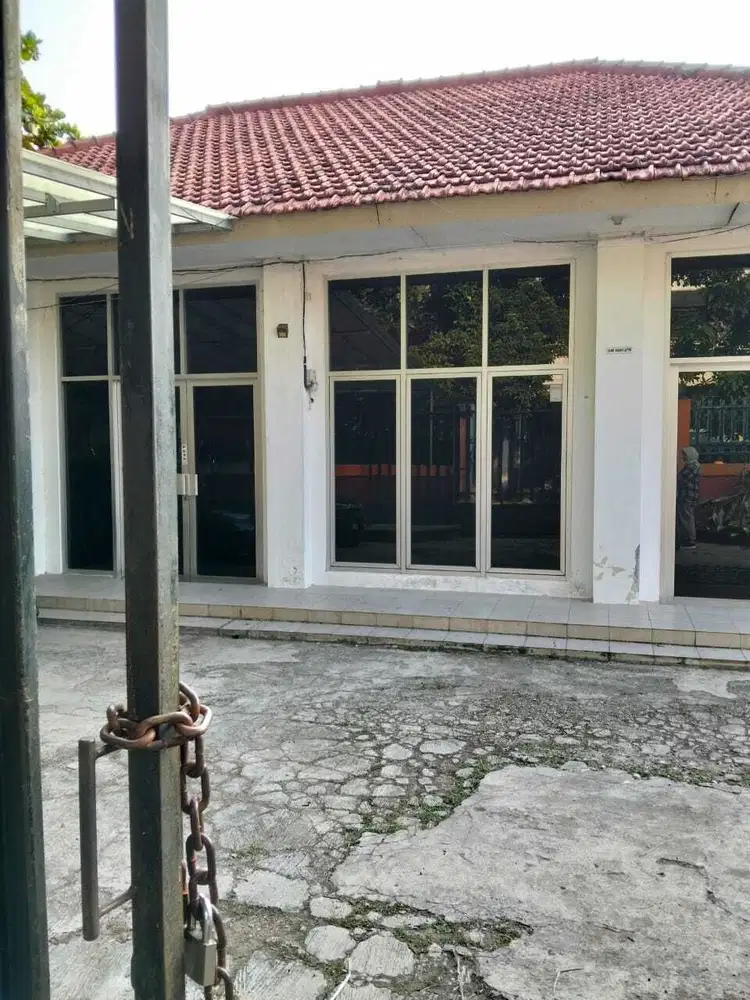 Dijual gedung ex sekolahan