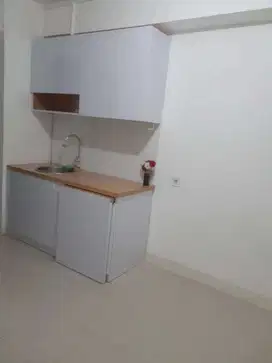 Disewakan Apartement 2kamar kosongan ada kicen set di Bassura city