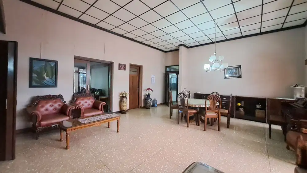 Dijual rumah sayap diponegoro cocok untuk rumah tinggal dan kantor