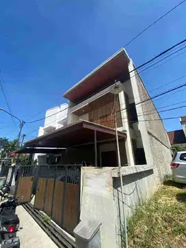 TURUN HARGA !! DIJUAL RUMAH MINIMALIS BANGUNAN BARU DI ANTAPANI BANDUNG
