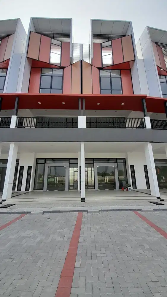SEWA RUKO BARU 3,5 LT SUMMARECON CROWN GADING TARUMAJAYA